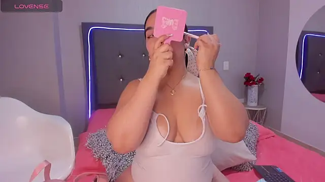 emma lye online show from 4, 10, 2025