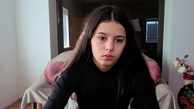 Molly Owens online show from 19, 9, 2025