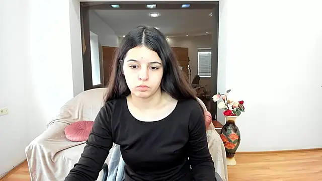 Molly Owens online show from 18, 10, 2025