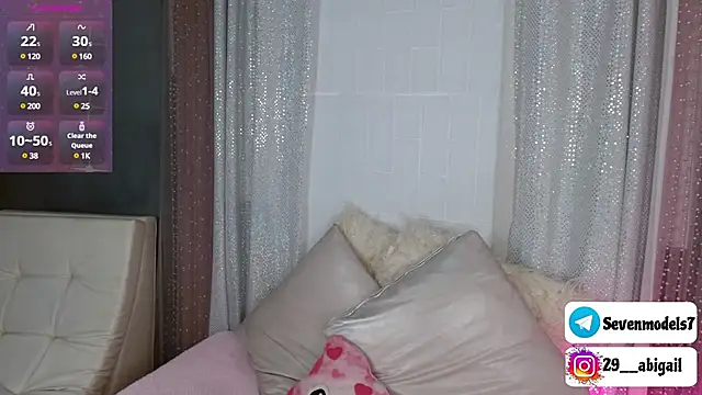 Abigail 29 online show from 13, 2, 2025