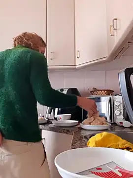 Snapshot of Greacky chatting on 5, 12, 2024 Greacky online show from 5, 12, 2024