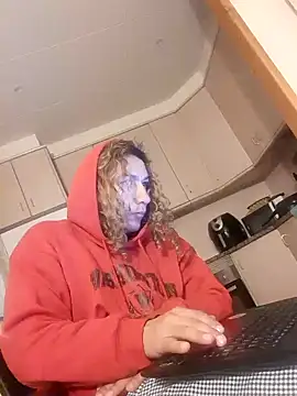 Snapshot of Greacky chatting on 7, 2, 2025 Greacky online show from 7, 2, 2025