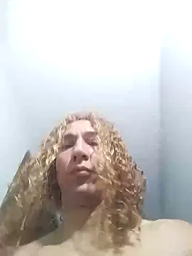 Snapshot of Greacky chatting on 22, 10, 2025 Greacky online show from 22, 10, 2025