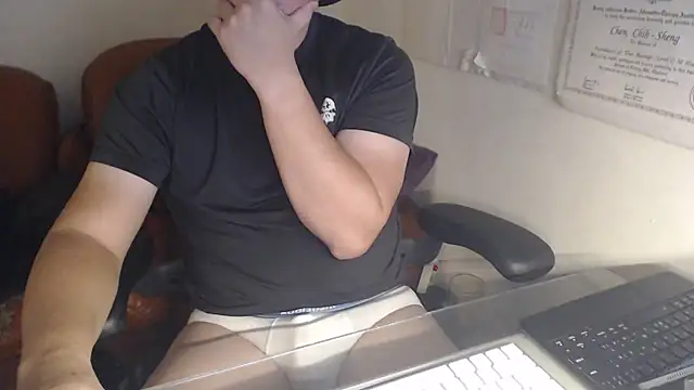 chih515 online show from 4, 12, 2024