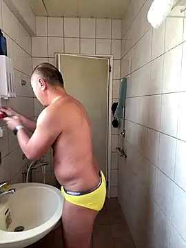 chih515 online show from 25, 10, 2025