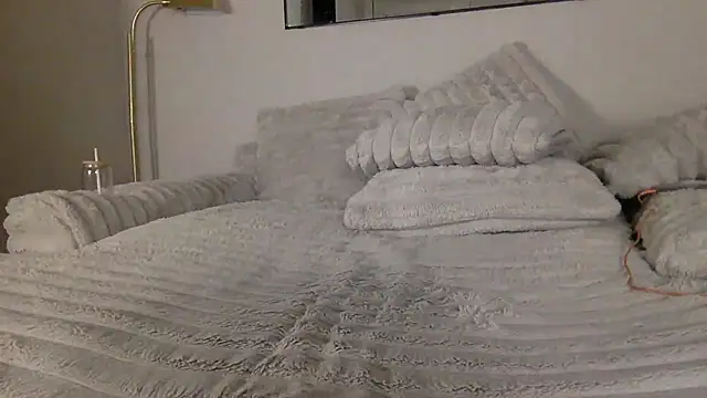 Snapshot of deliciousdearra69 chatting on 14, 12, 2025 deliciousdearra69 online show from 14, 12, 2025