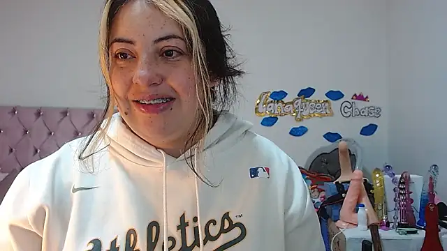 lanaqueen699 online show from 7, 1, 2025