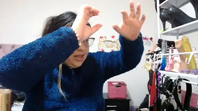 Snapshot of lanaqueen699 chatting on 4, 11, 2025 lanaqueen699 online show from 4, 11, 2025