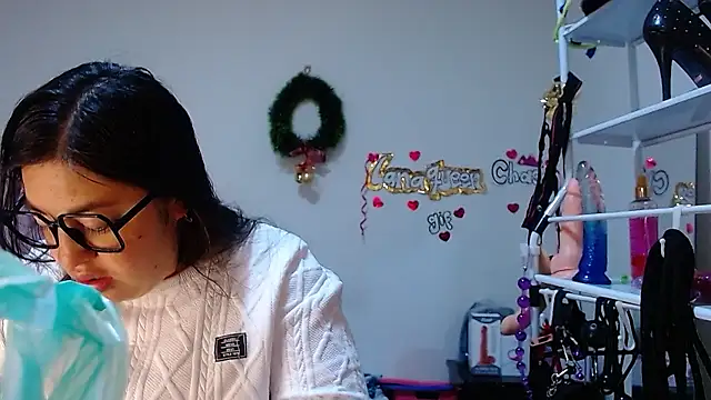 lanaqueen699 online show from 15, 1, 2026