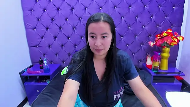 Snapshot of NaomyPrinces chatting on 9, 5, 2026 NaomyPrinces online show from 9, 5, 2026