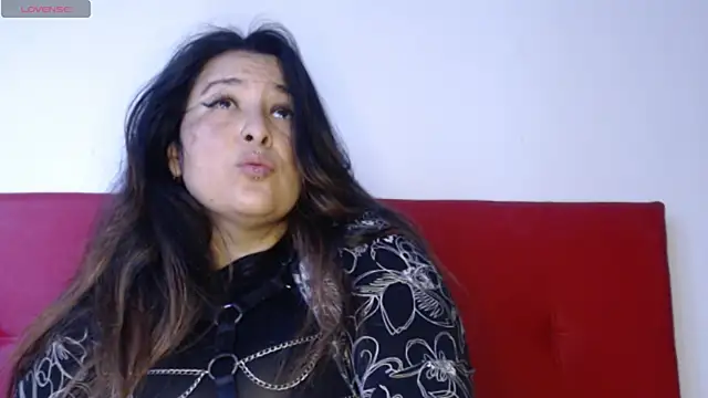 amydeepqueen online show from 12, 12, 2024