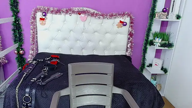 Snapshot of AmorMia chatting on 19, 12, 2024 AmorMia online show from 19, 12, 2024