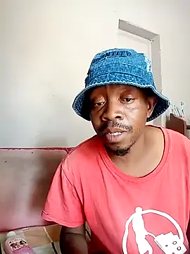 Snapshot of LONGDICK985M chatting on 4, 1, 2025 LONGDICK985M online show from 4, 1, 2025