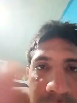 Snapshot of LiosArmando420 chatting on 3, 10, 2025 LiosArmando420 online show from 3, 10, 2025