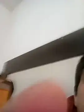 Snapshot of LiosArmando420 chatting on 21, 11, 2025 LiosArmando420 online show from 21, 11, 2025