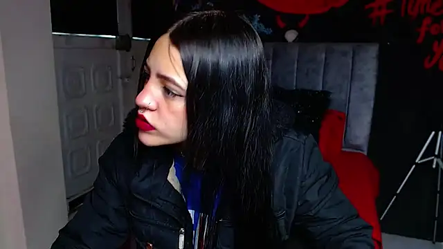 Violettasquirt online show from 19, 3, 2026