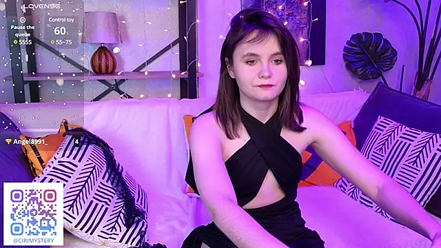 CiriRianonn online show from 2, 2, 2025