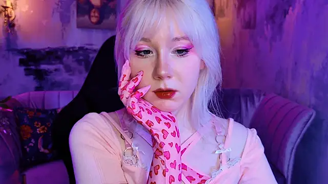 NancyMartinez online show from 13, 2, 2025