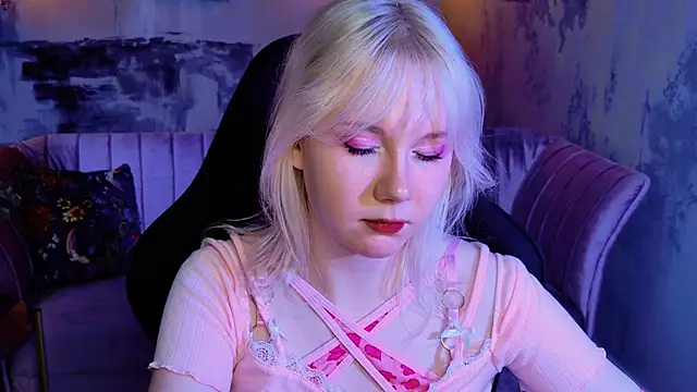 NancyMartinez online show from 13, 2, 2025