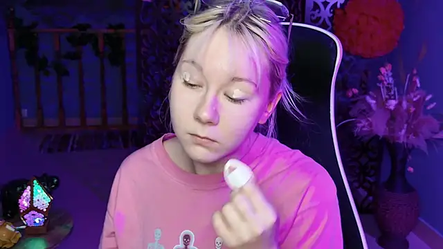 NancyMartinez online show from 20, 3, 2025