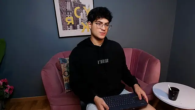 Snapshot of Mark_Evans1_ chatting on 12, 3, 2025 Mark Evans1 online show from 12, 3, 2025