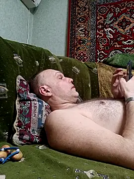 Pineapple04 online show from 28, 2, 2026