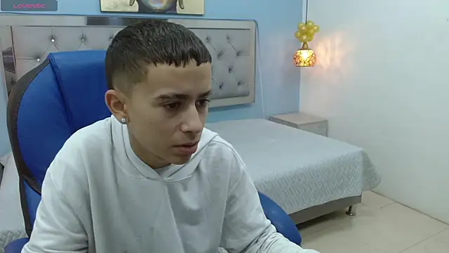 Xavii18 online show from 9, 2, 2025