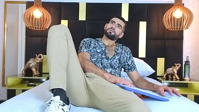 Ethan  Walker online show from 6, 11, 2025