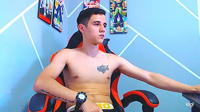 Snapshot of ADAM_HOT chatting on 30, 10, 2025 ADAM HOT online show from 30, 10, 2025