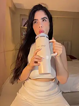 Snapshot of Mavi_Coless chatting on 8, 11, 2025 Mavi Coless online show from 8, 11, 2025