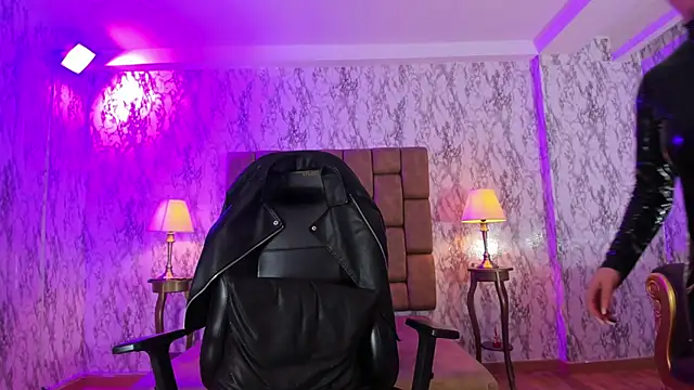 Camila Chainn online show from 21, 1, 2025