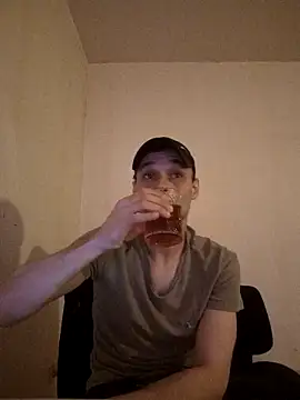 Snapshot of kx93 chatting on 10, 11, 2025 kx93 online show from 10, 11, 2025