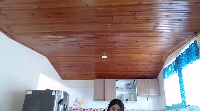 Cuty sexy hot online show from 9, 3, 2025