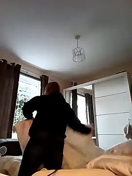 Snapshot of Teagan_B chatting on 16, 12, 2024 Teagan B online show from 16, 12, 2024