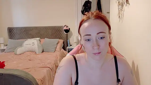 Snapshot of Teagan_B chatting on 17, 11, 2025 Teagan B online show from 17, 11, 2025