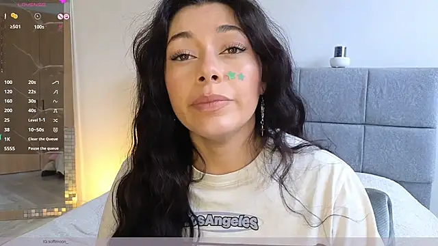 Soffimoon  online show from 26, 5, 2026
