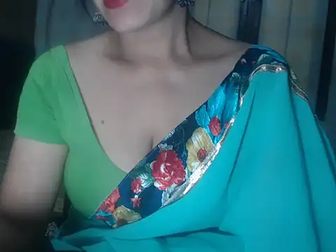 Snapshot of LustyShreya chatting on 8, 10, 2025 LustyShreya online show from 8, 10, 2025