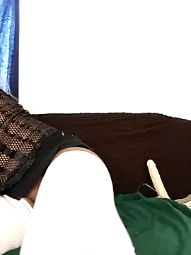 Nippled Beauty online show from 27, 11, 2025