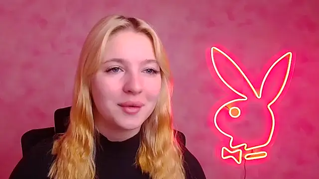 Snapshot of Milka_kiss_ chatting on 4, 11, 2025 Milka kiss online show from 4, 11, 2025