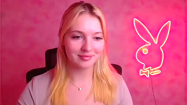 Snapshot of Milka_kiss_ chatting on 20, 11, 2025 Milka kiss online show from 20, 11, 2025