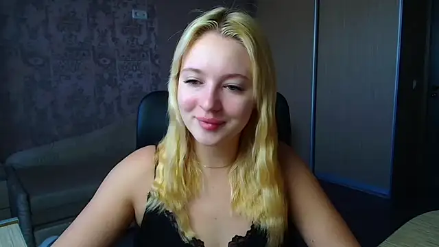 Snapshot of Milka_kiss_ chatting on 4, 2, 2026 Milka kiss online show from 4, 2, 2026