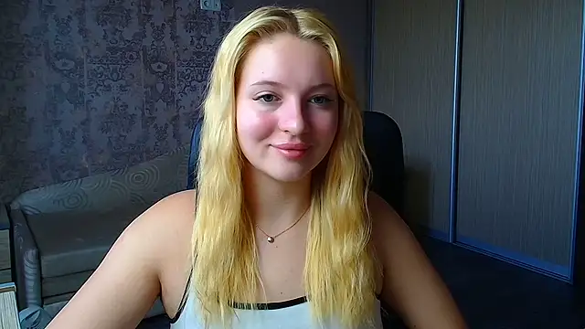 Snapshot of Milka_kiss_ chatting on 8, 6, 2026 Milka kiss online show from 8, 6, 2026