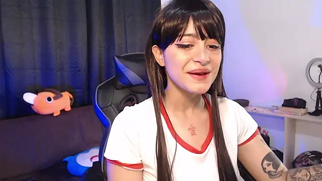 liz-beths online show from 25, 11, 2025