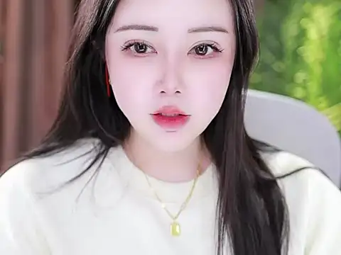 Qiaoqiao  online show from 16, 1, 2025