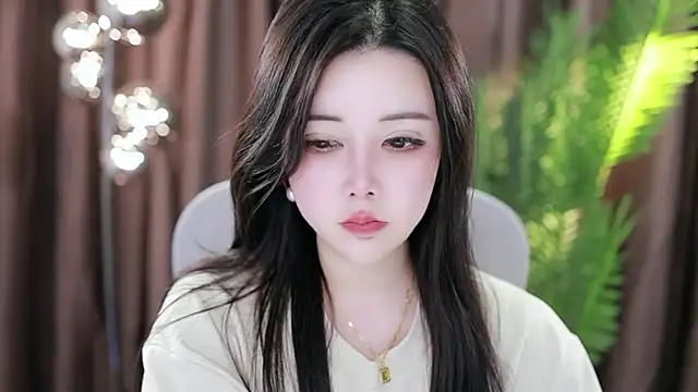 Qiaoqiao  online show from 23, 1, 2025