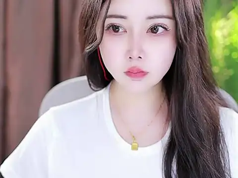 Qiaoqiao  online show from 30, 1, 2025