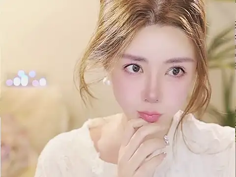 Qiaoqiao  online show from 21, 6, 2026