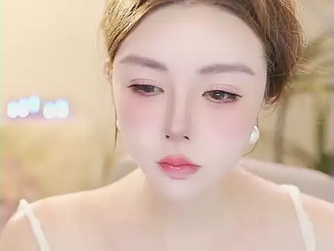 Qiaoqiao  online show from 30, 6, 2026