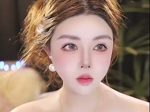 Qiaoqiao  online show from 22, 7, 2026