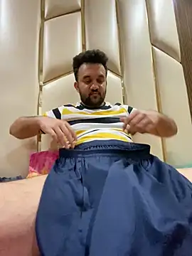 Snapshot of BengaliBabu_Rohan chatting on 28, 12, 2024 BengaliBabu Rohan online show from 28, 12, 2024